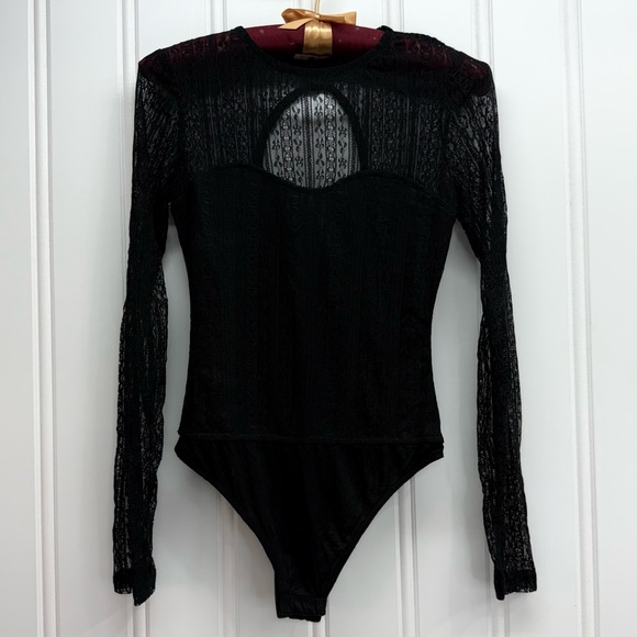 Lulus Black Lace Long Sleeve Bodysuit – Size XS – NWT - Picture 1 of 10